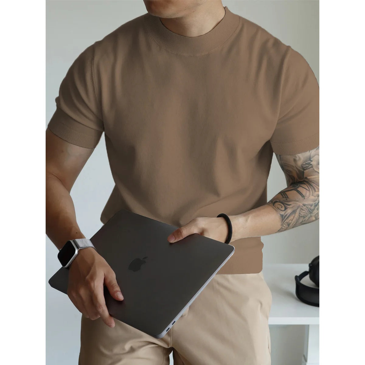 Slim-fitting Business T-shirt